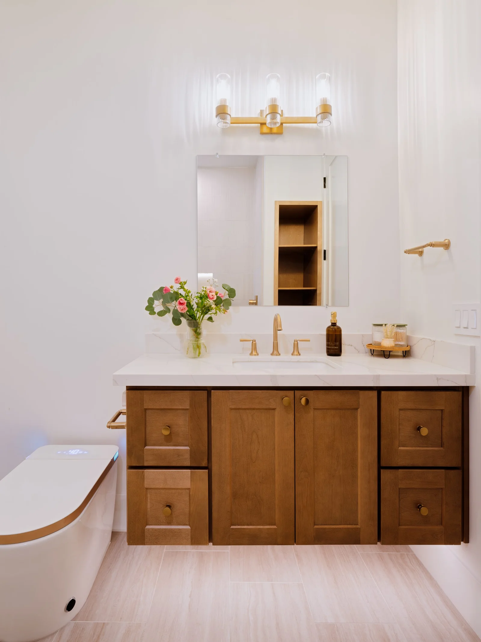 Guest bath, floating vanity